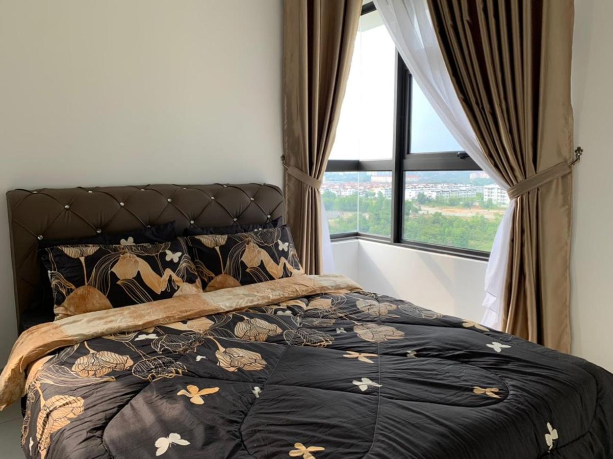 Mmg D'Tiara Homestay Kajang Ngoại thất bức ảnh