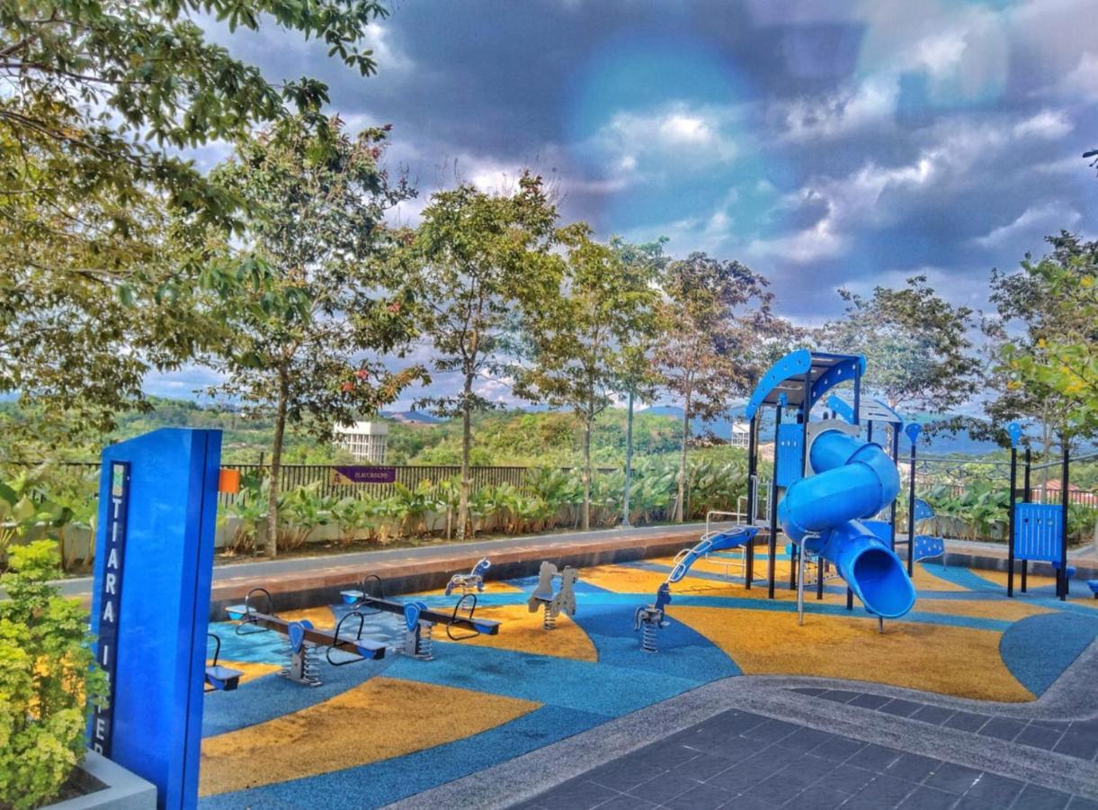 Mmg D'Tiara Homestay Kajang Ngoại thất bức ảnh